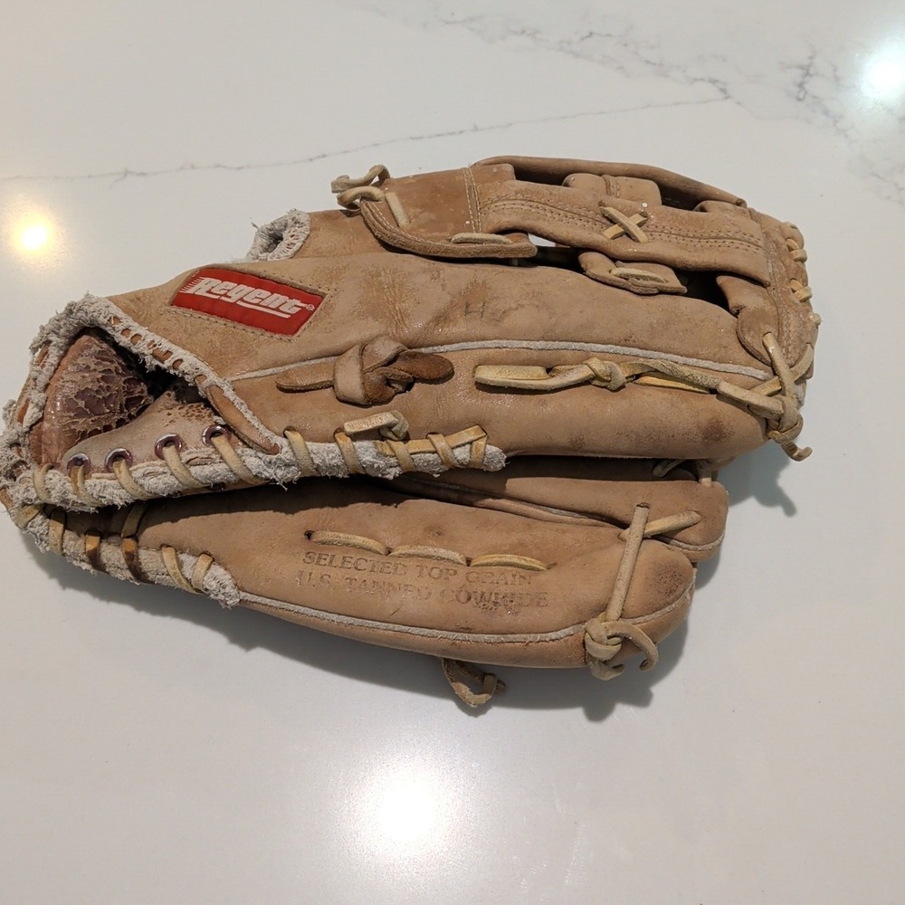 Vintage Regent Big Man Classic 13" Baseball Glove 03980 Top Grain Cowhide RHT